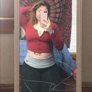 Red crop top long sleeve
